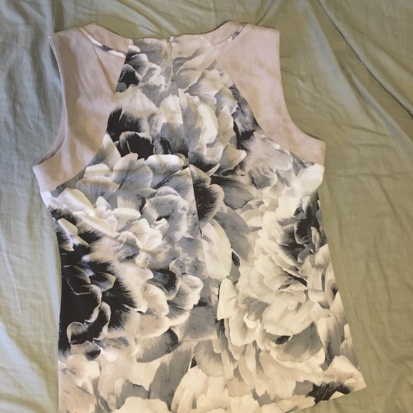 Top - Picture 2 of 2